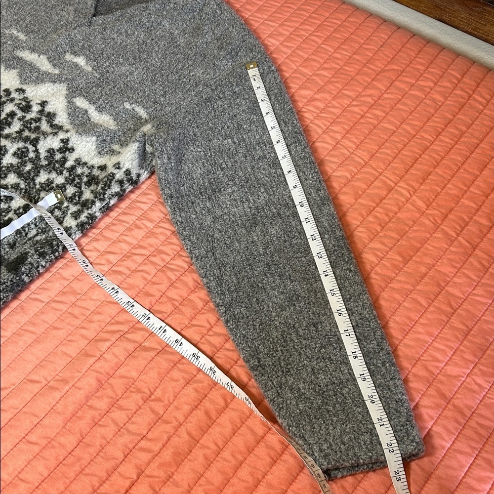 Vintage 90s Disney Catalog Pooh Eeyore Tigger Winter Mountain sweater gray sz L - Picture 12 of 14
